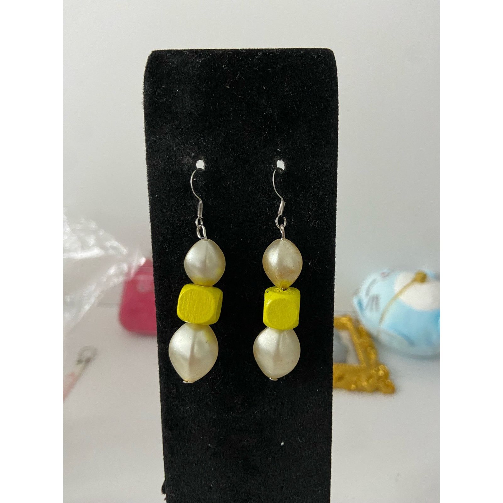 Vintage faux pearl earrings Size ONE SIZE - 1 Thumbnail