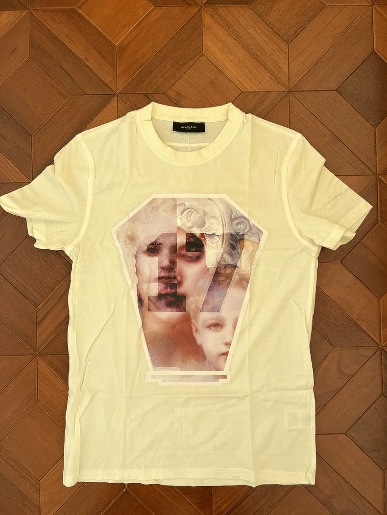 Givenchy Givenchy Medusa Print Short Sleeve T-shirt - dmc Size US S / EU 44-46 / 1 - 1 Thumbnail