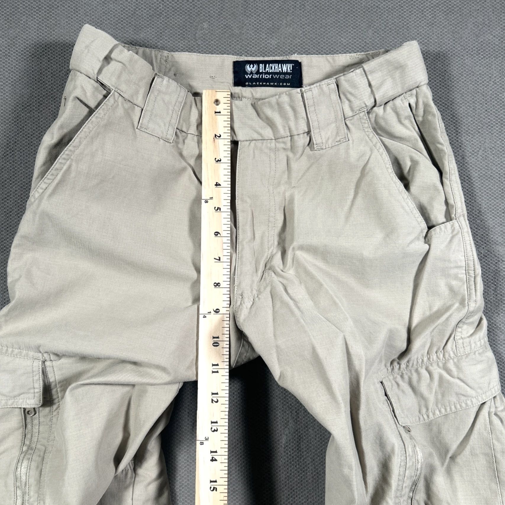 Vintage BLACKHAWK! Trousers Mens Cargo Straight Leg Beige 30x32 Utility Pockets Casual Size US 30 / EU 46 - 4 Thumbnail