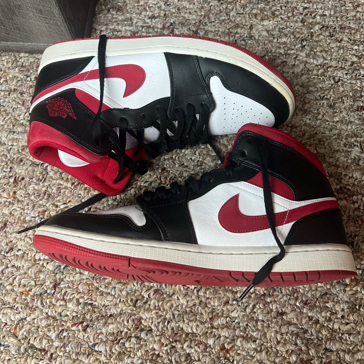 Jordan Brand air jordan 1 mid Size US 10.5 / EU 43-44 - 5 Thumbnail