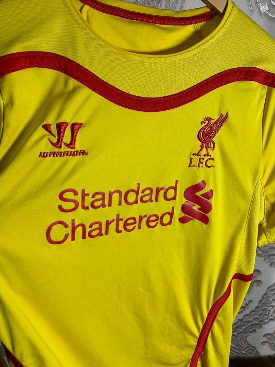 Vintage VERY RARE LIVERPOOL ENGLAND RETRO SOCCER JERSEY BLOKE Y2K Size US M / EU 48-50 / 2 - 3 Thumbnail