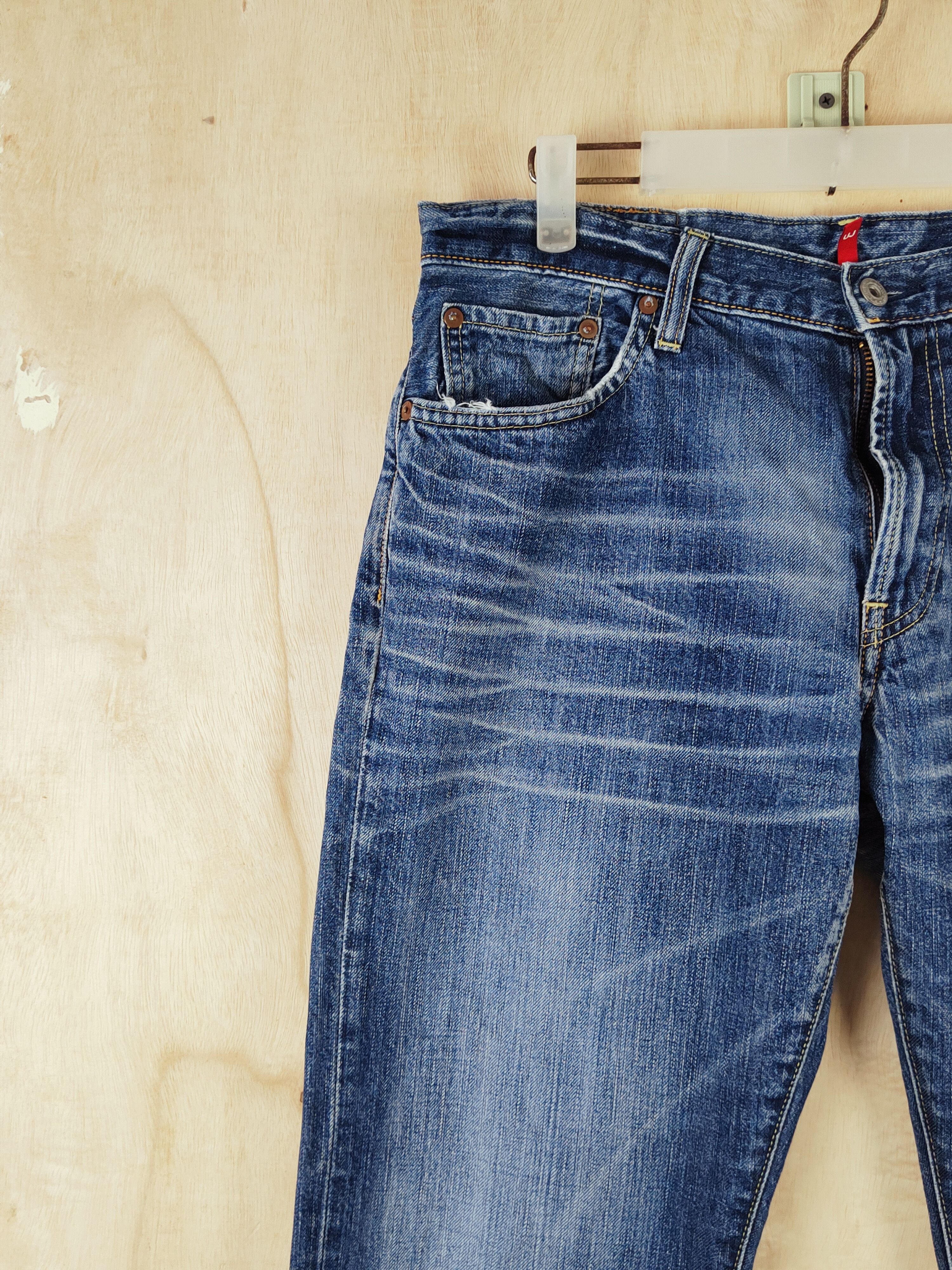 Japanese Brand Uniqlo Blue Distressed Ripped Jeans #S2648 Size US 34 / EU 50 - 3 Thumbnail