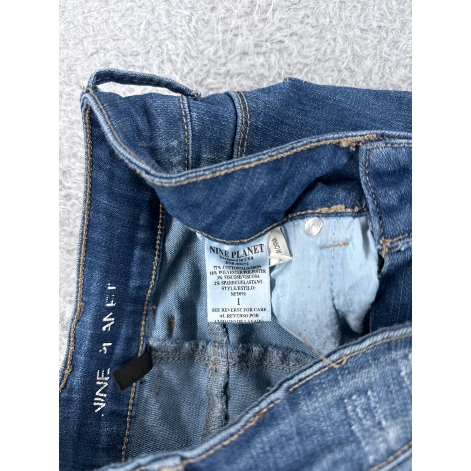 Vintage Nine Planet Jeans Womens 1 Blue Denim Skinny Boot Leg Distressed Low 22x30 Size 25" / US 0 / IT 36 - 7 Thumbnail