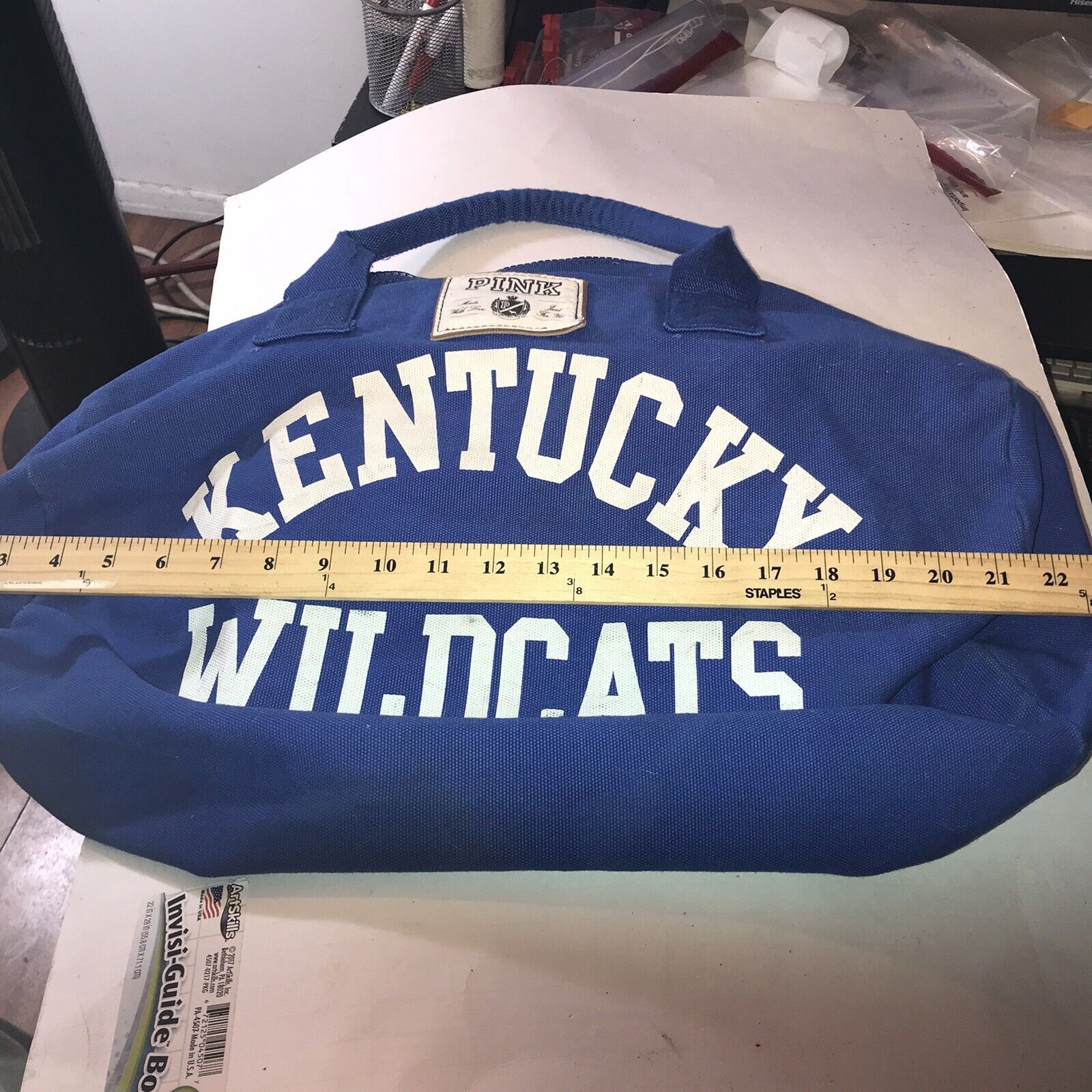 Victoria's Secret PINK Victorias Secret Kentucky Wildcats Sports Travel Bag Size ONE SIZE - 6 Thumbnail