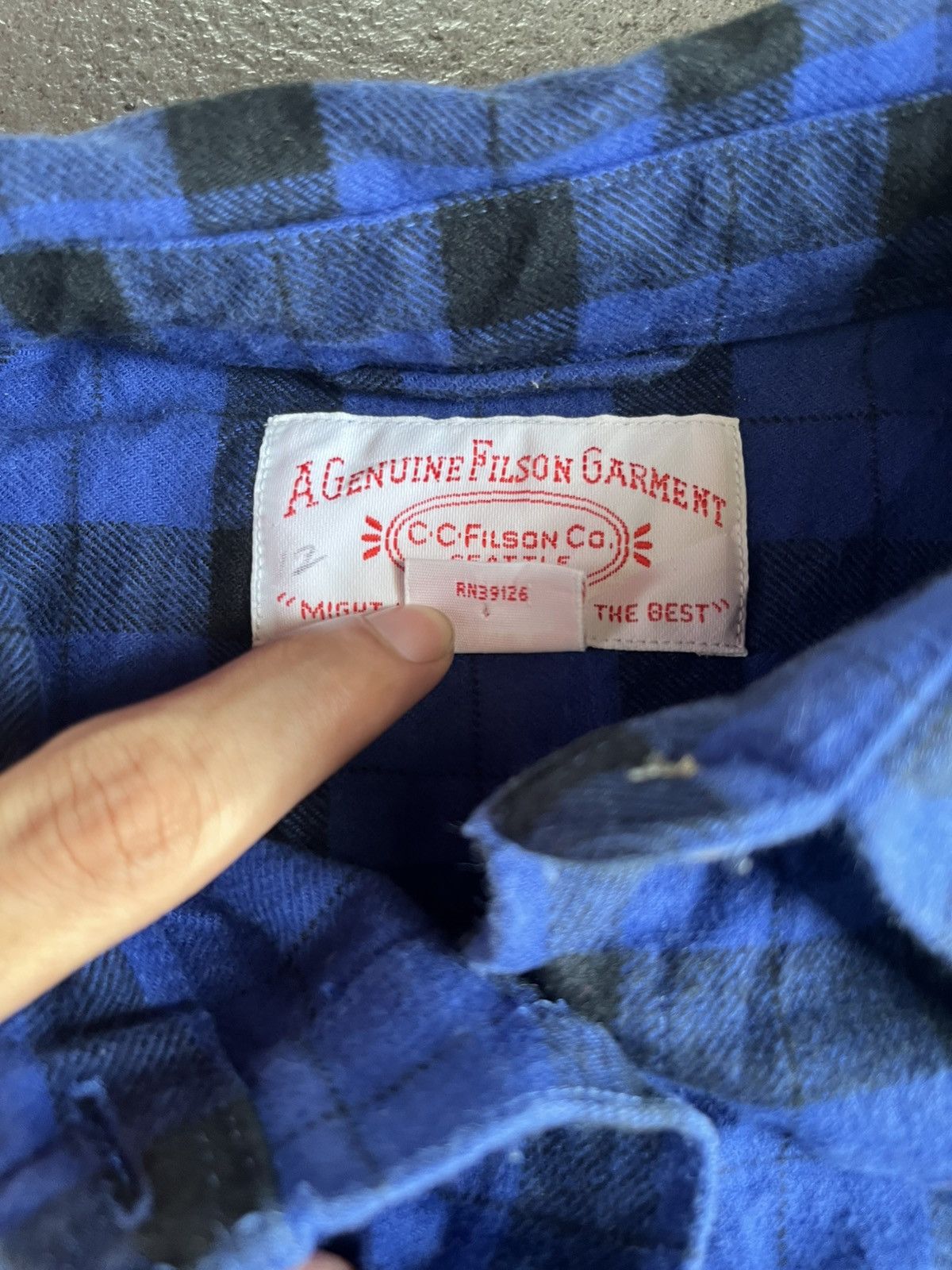 Filson Vintage Flannel Plaid Blue Black Thick Cotton B/D Shirt Size US M / EU 48-50 / 2 - 13 Thumbnail