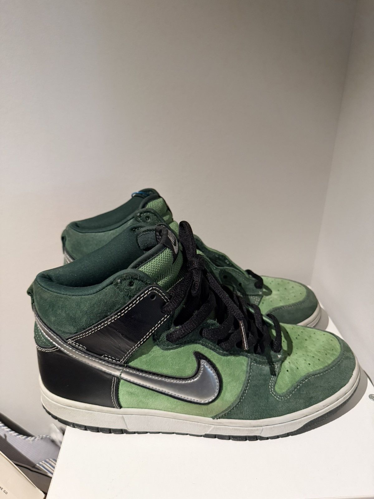 Nike SB Nike SB Dunk High Brut sz 9 Size US 9 / EU 42 - 1 Thumbnail