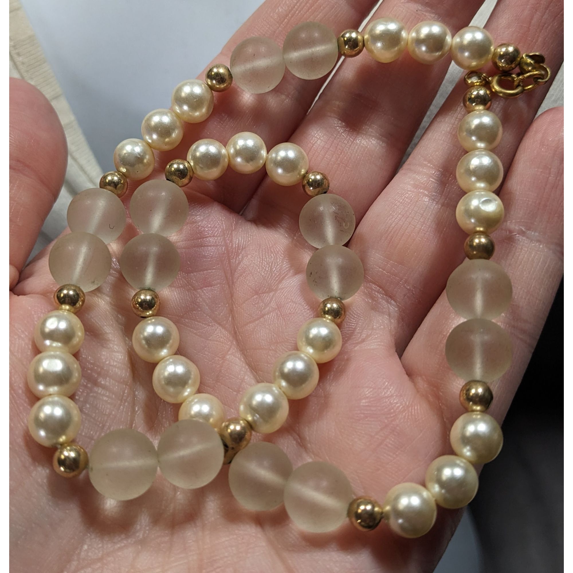 Other Vintage Frosted Glass & Faux Pearl Necklace With Gold Tone B Size ONE SIZE - 5 Thumbnail