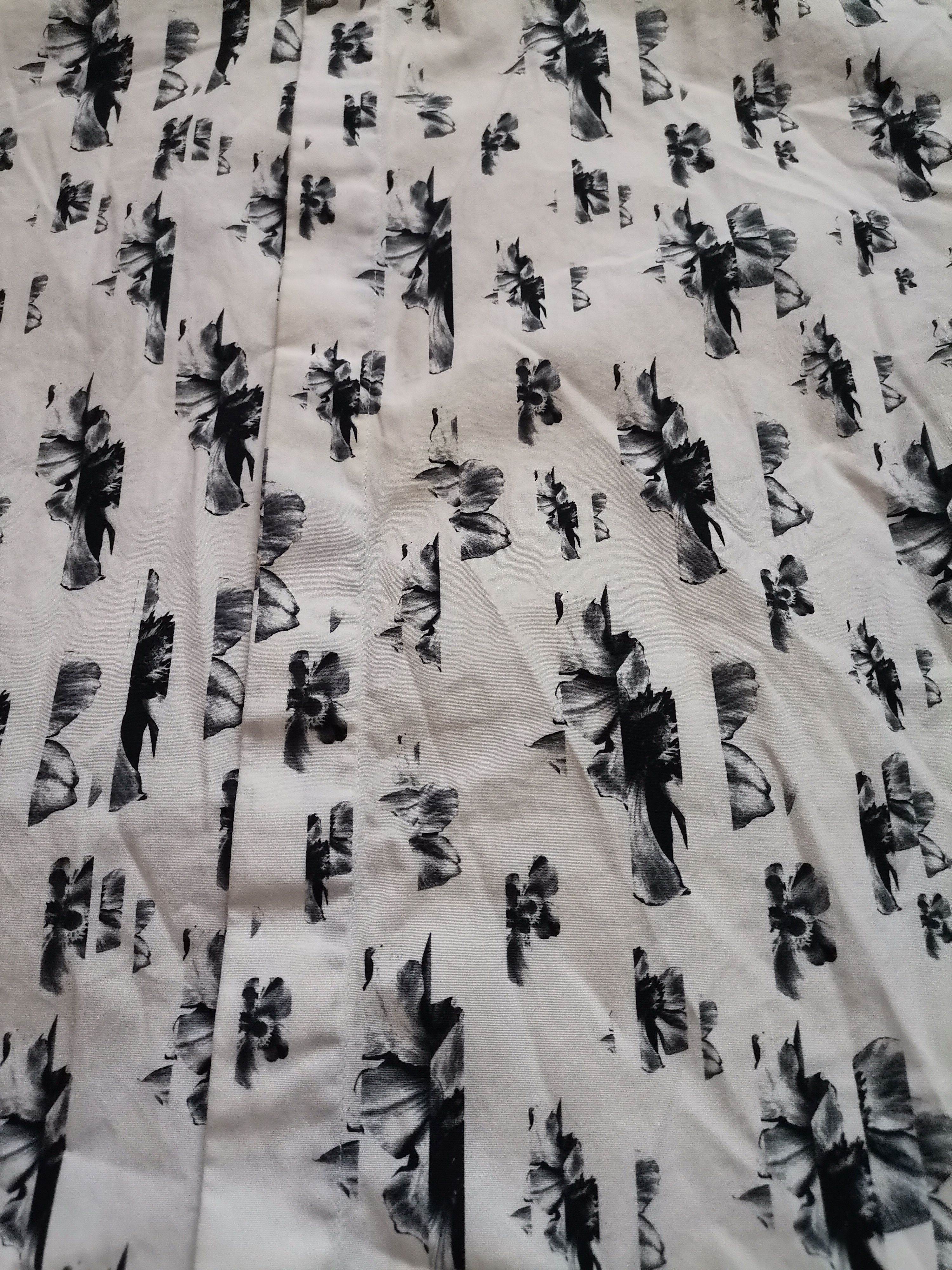 Neil Barrett Neil Barrett Floral Shirt Size US L / EU 52-54 / 3 - 2 Thumbnail