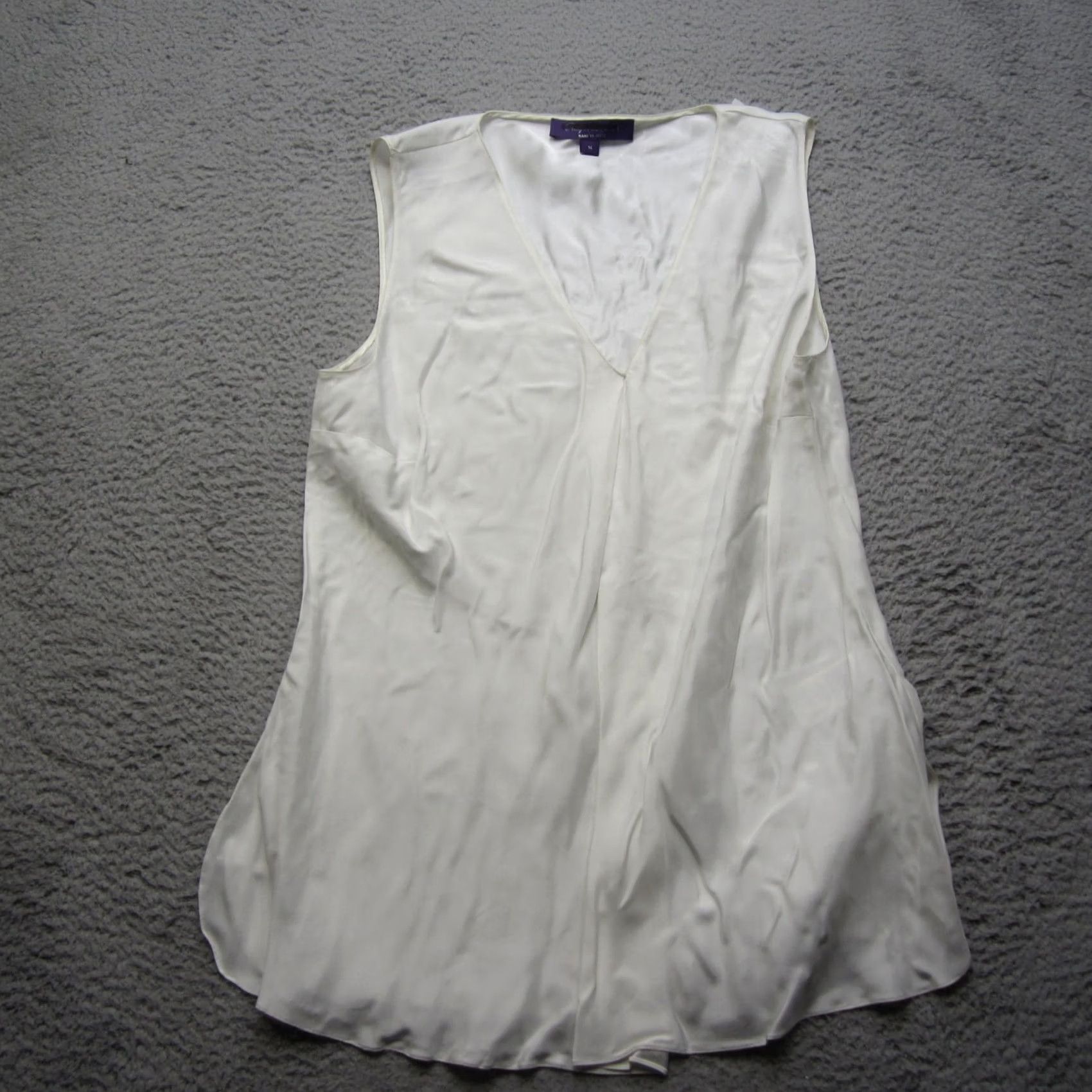 Ralph Lauren Purple Label Ralph Lauren Purple Label Blouse Women 14 White Sleeveless Satin Casual Size XL / US 12-14 / IT 48-50 - 2 Thumbnail