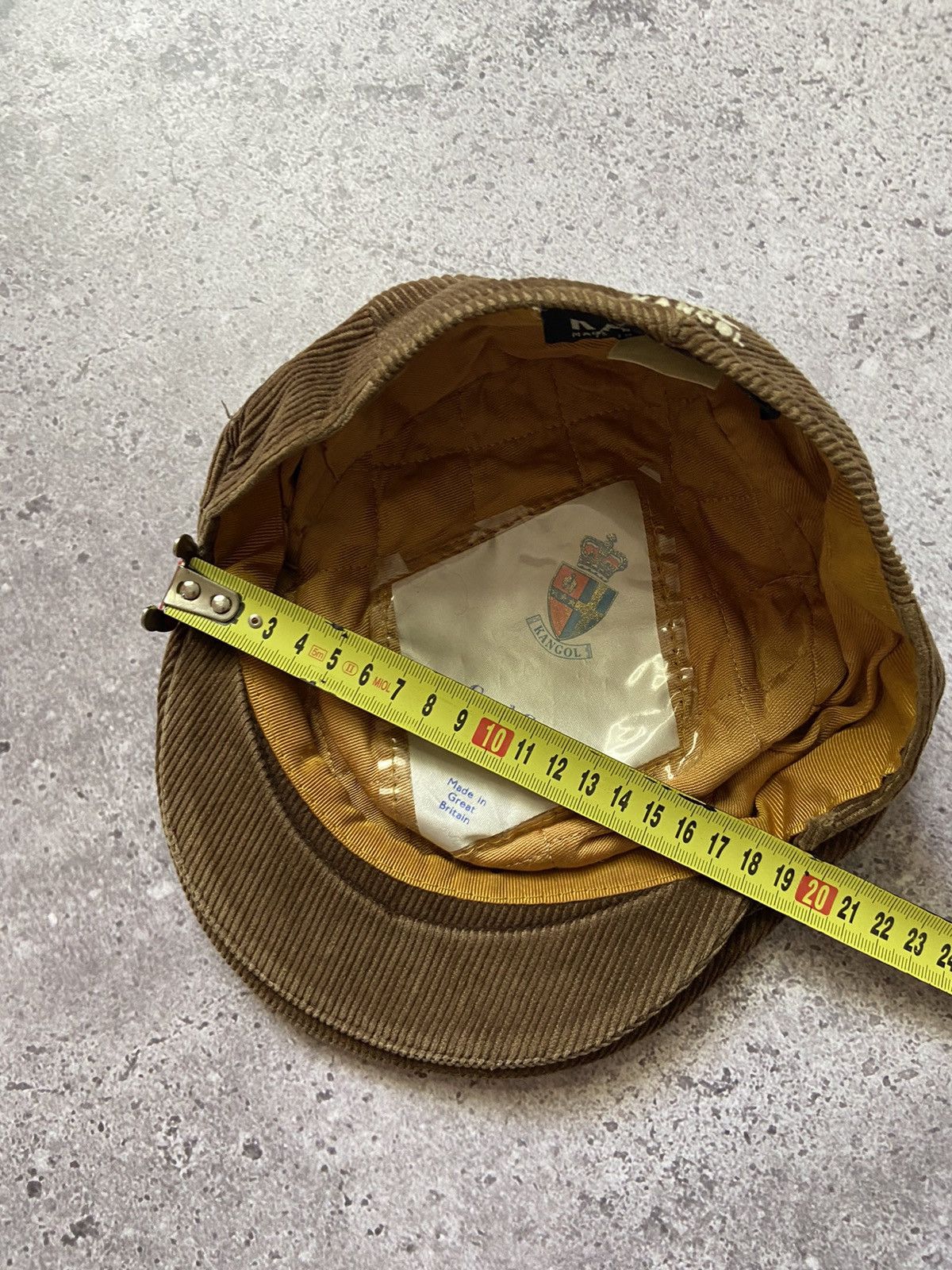 Kangol × Vintage Vintage Kangol Corduroy Brown Beret Cap Size ONE SIZE - 8 Thumbnail