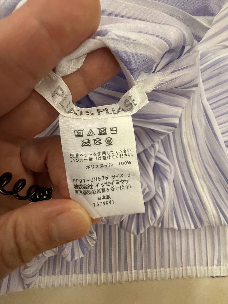Issey Miyake Issey Miyake size:5 Purple pleated dress Size XS / US 0-2 / IT 36-38 - 2 Thumbnail