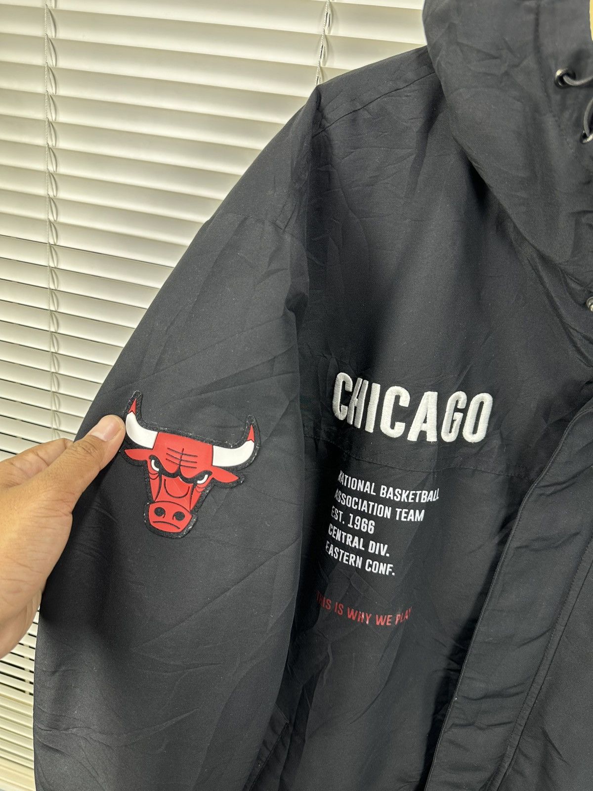 NBA NBA CHICAGO BULLS JACKET Size US XL / EU 56 / 4 - 4 Thumbnail