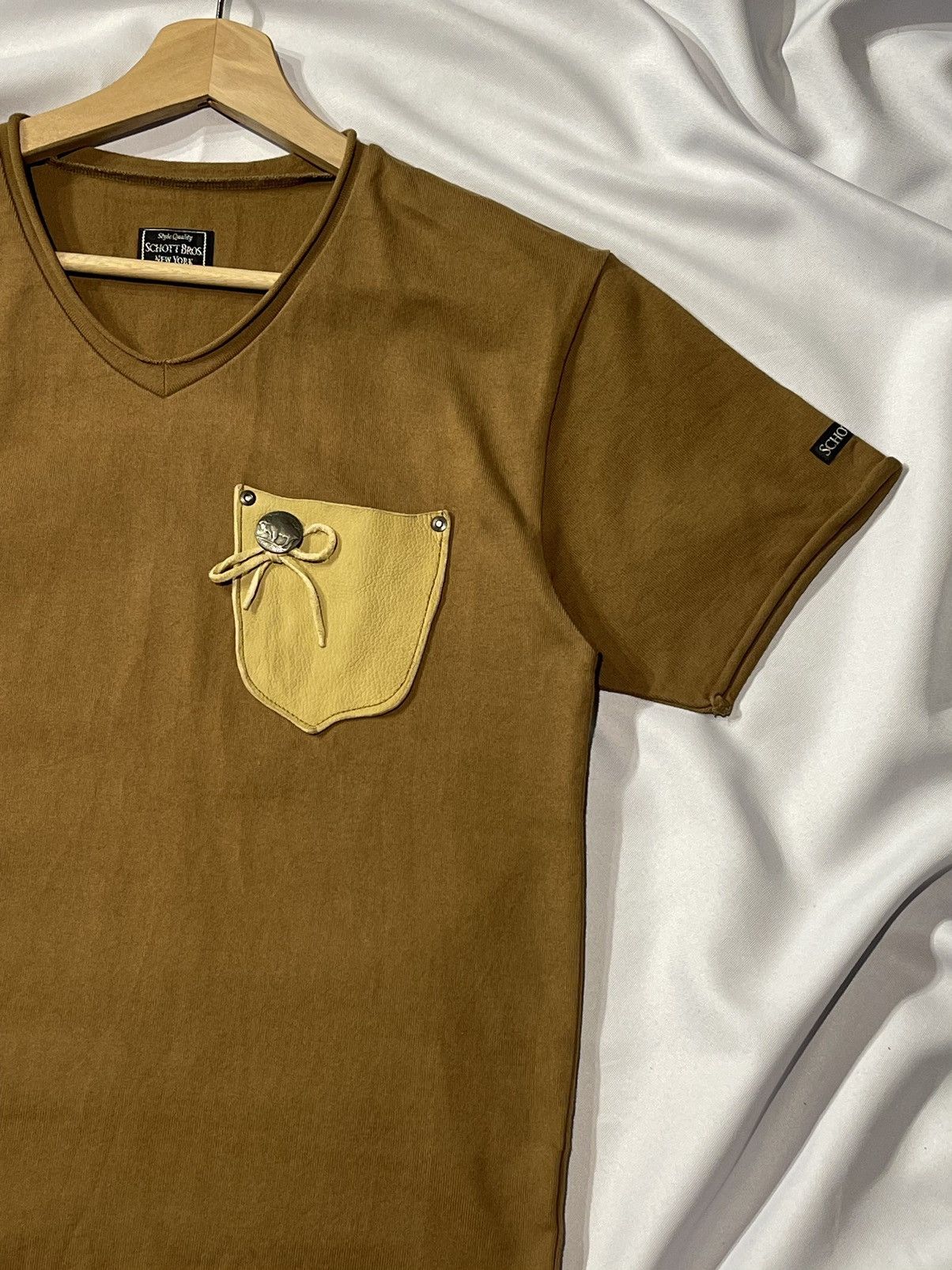Schott × Vintage Schott short deer leather pocket tee native concho khaki Size US S / EU 44-46 / 1 - 3 Thumbnail