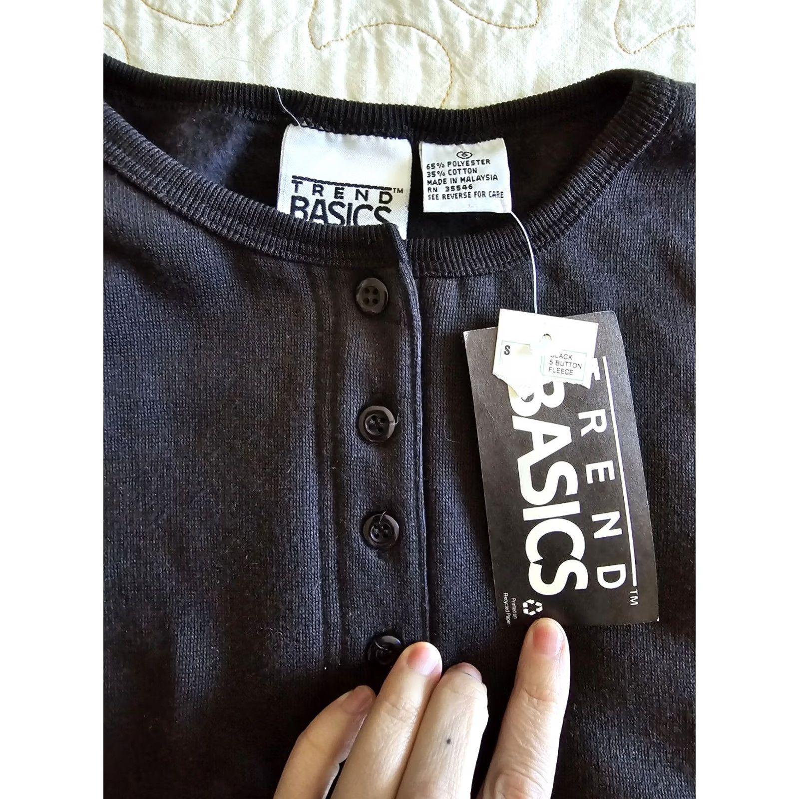 Asics Vintage Trend Basics Black Sweatshirt Womens Small NOS 80s 90s Crew Neck 1/4 Button Pullover Long Sleeve Regular Fit Easy Care Mens Womens Girls Boys Size S / US 4 / IT 40 - 3 Thumbnail