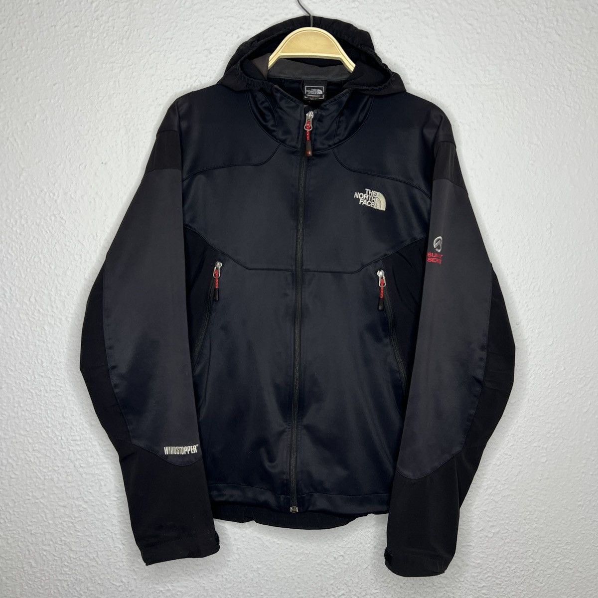 The North Face Vintage The North Face Windstopper Softshell Jacket Black Size US M / EU 48-50 / 2 - 1 Thumbnail