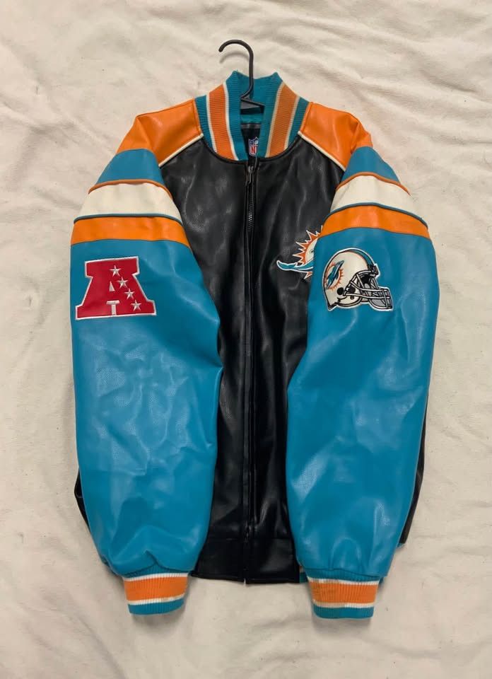 NFL Miami Dolphins Leather Jacket Men Black Bomber Varsity NFL Size US L / EU 52-54 / 3 - 4 Thumbnail