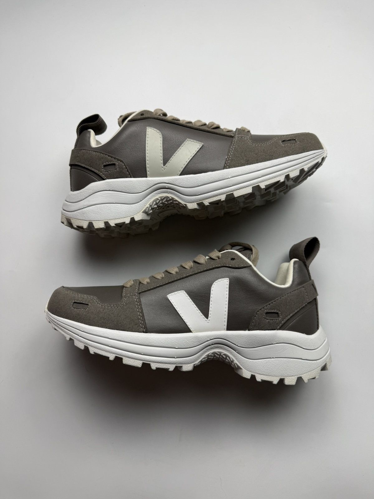 Rick Owens × Veja Rick Owens x Veja Dust Hiking Sneakers Size US 9 / EU 42 - 2 Thumbnail