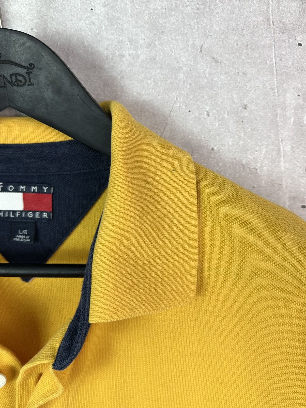 Tommy Hilfiger Vintage Tommy Hilfiger Yellow Cotton Rugby Long Sleeve Polo Size US L / EU 52-54 / 3 - 2 Thumbnail