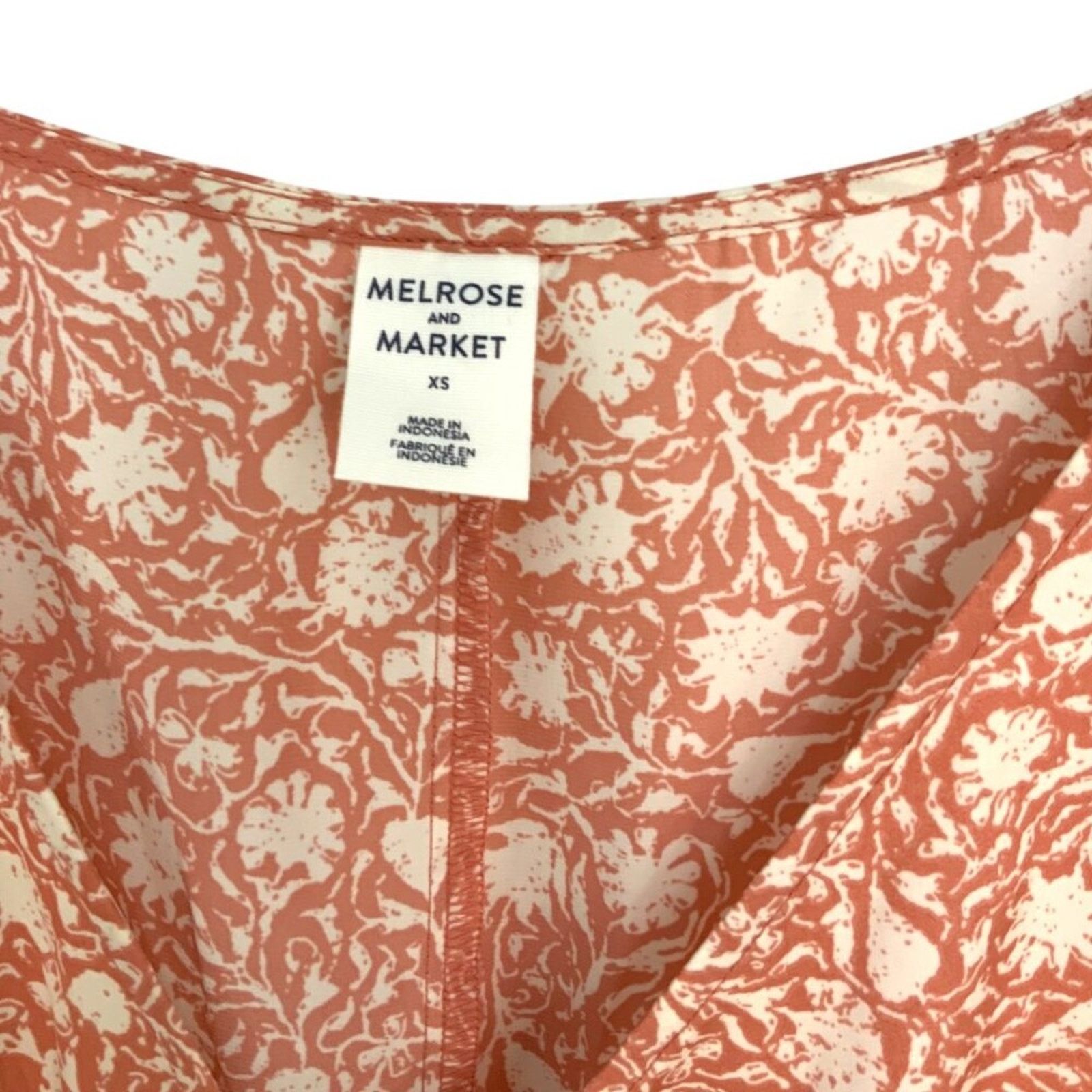 Other Melrose & Market Cinched Front Top Pink XS NWOT $30 MSRP Size XS / US 0-2 / IT 36-38 - 4 Thumbnail