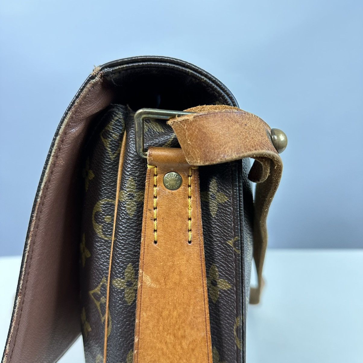 Louis Vuitton authentic COA LegitApp LOUIS VUITTON Cartouchière VNG 70s Size ONE SIZE - 8 Thumbnail