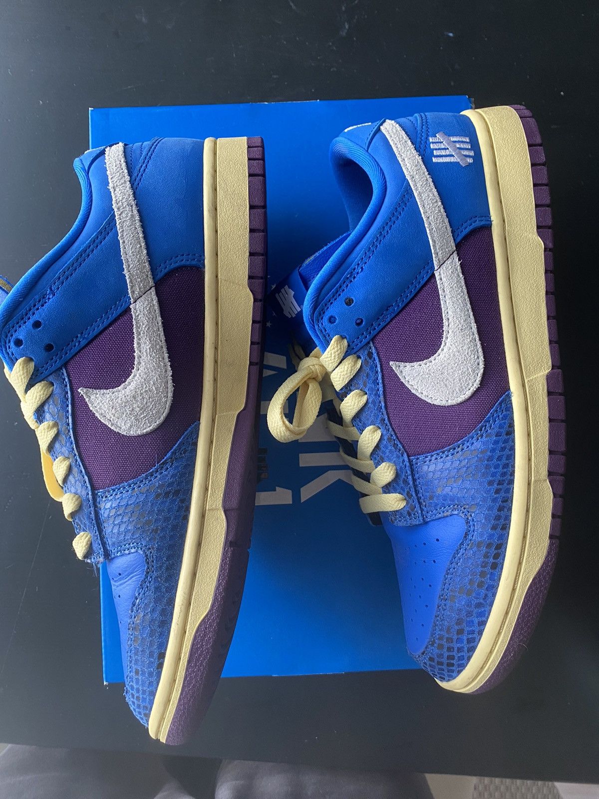 Nike × Undefeated Dunk Low 5 On It Size US 10 / EU 43 - 2 Thumbnail