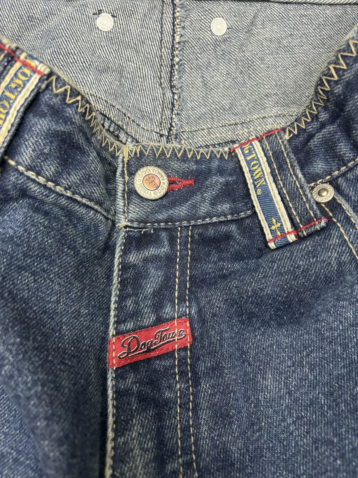 Dogtown × Powell Peralta RARE🔥DOGTOWN SKATEBOARDS BAGGY HIPHOP JEANS BLACK DRAGON Size US 32 / EU 48 - 11 Thumbnail