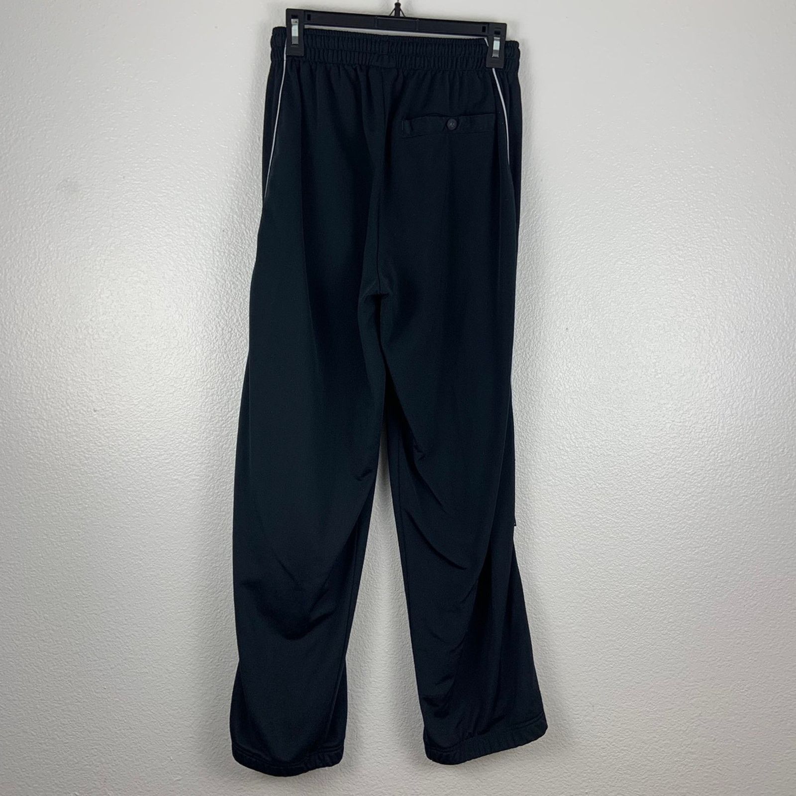 Jordan Brand Jordan Black Sweatpants Size US 30 / EU 46 - 2 Thumbnail
