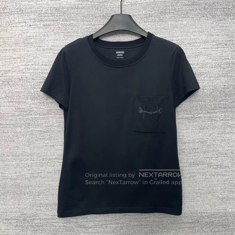 Hermes Hermes Pocket Embroidered Black Short Sleeve Size XXS / US 00 / IT 34 - 1 Thumbnail