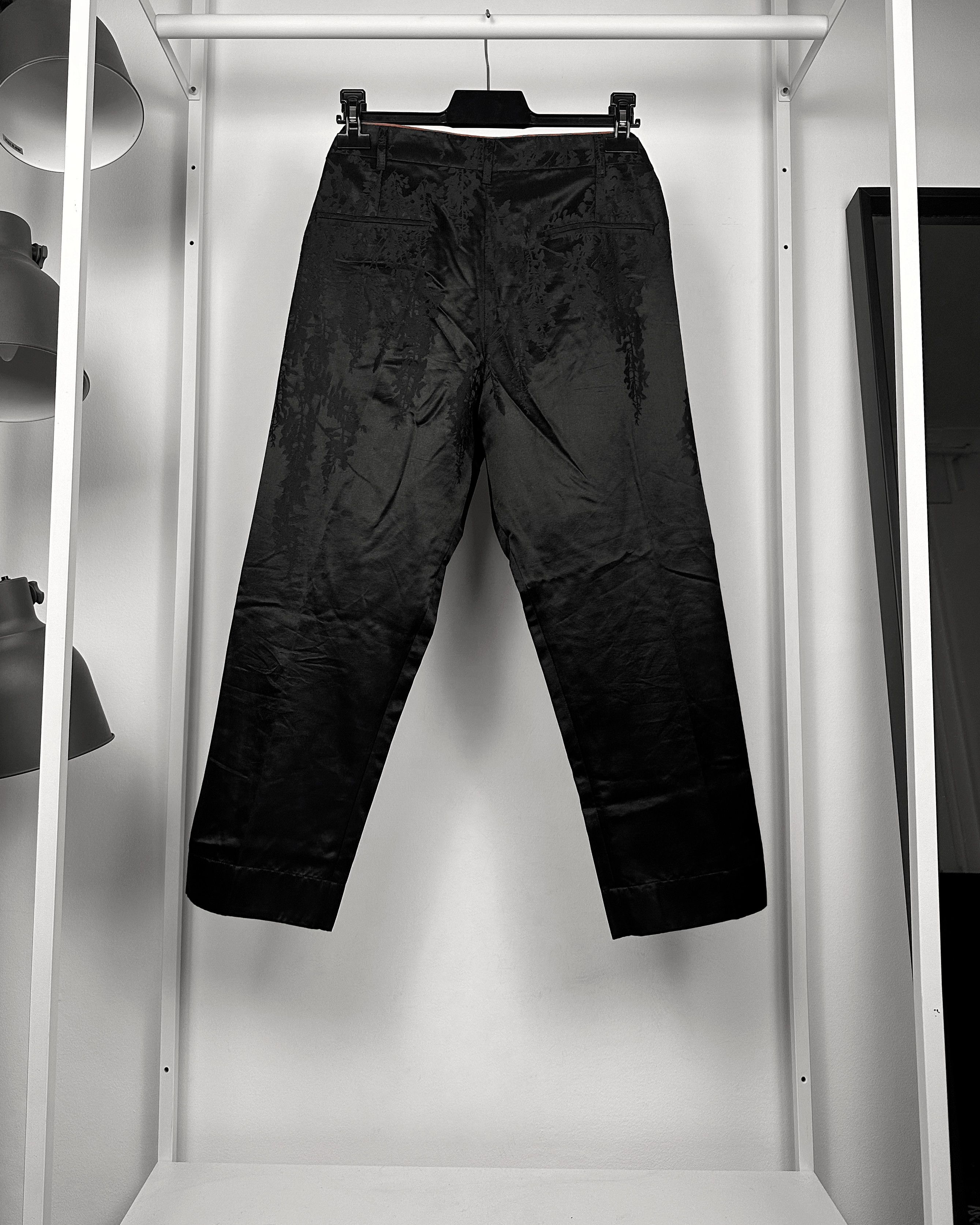 Ann Demeulemeester Ann Demeulemeester Floral Satin Cropped Pants Size US 36 / EU 52 - 2 Thumbnail