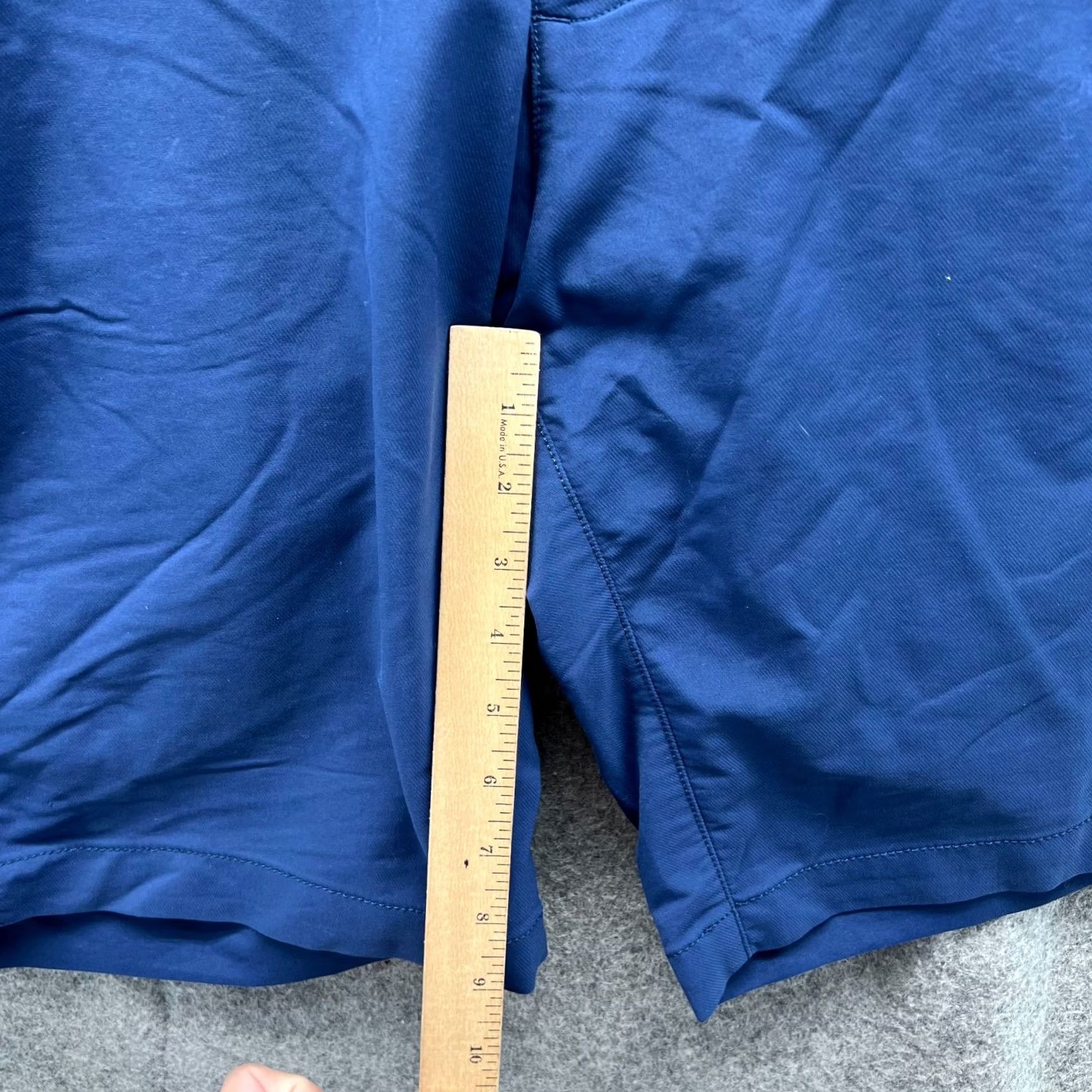 Under Armour Under armour Shorts Mens 36 Blue Men Adult Golf Chino Flat Front Heatgear Loose Fit Size US 36 / EU 52 - 5 Thumbnail