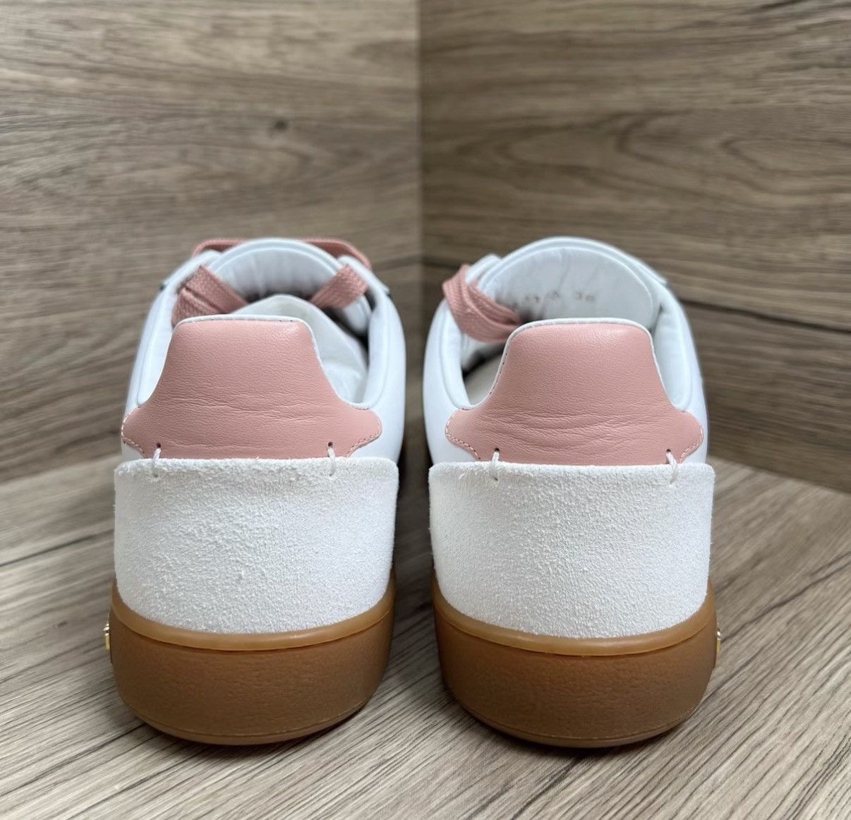 Louis Vuitton Louis Vuitton Frontrow White & Grey Trainer Sneakers J41 Size US 8 / IT 38 - 5 Thumbnail