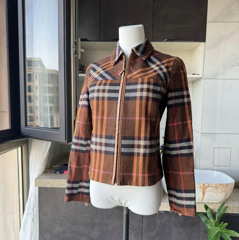 Burberry Burberry Color-Block Midi Length Coat for Women Size M / US 6-8 / IT 42-44 - 1 Thumbnail