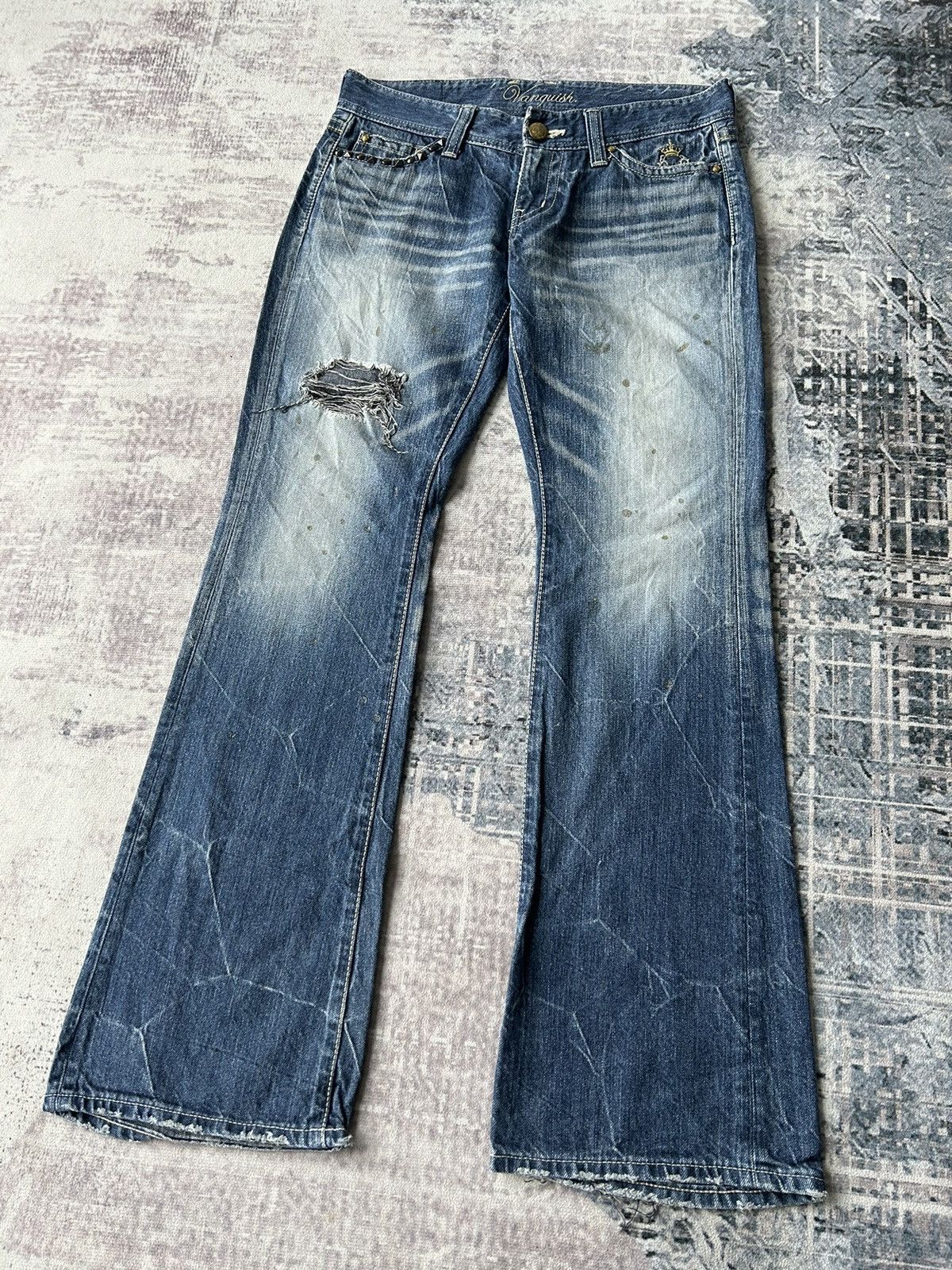 Vanquish Flared Vanquish Mudwash Punk Jeans Size US 31 - 7 Thumbnail
