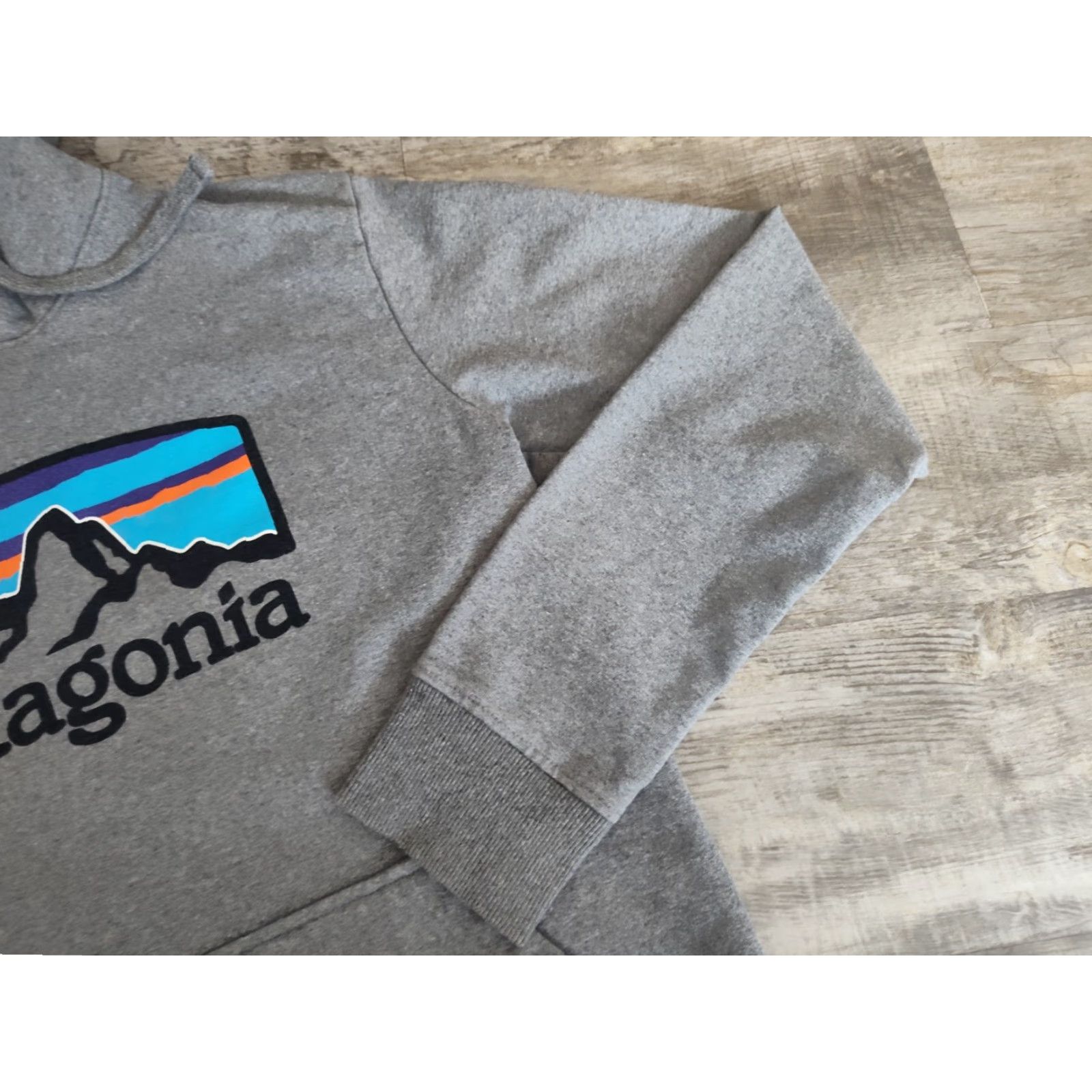 Patagonia Patagonia Sweatshirt Mens Small Gray Fitz Roy Horizons Uprisal Hoodie Pullover Size US S / EU 44-46 / 1 - 4 Thumbnail