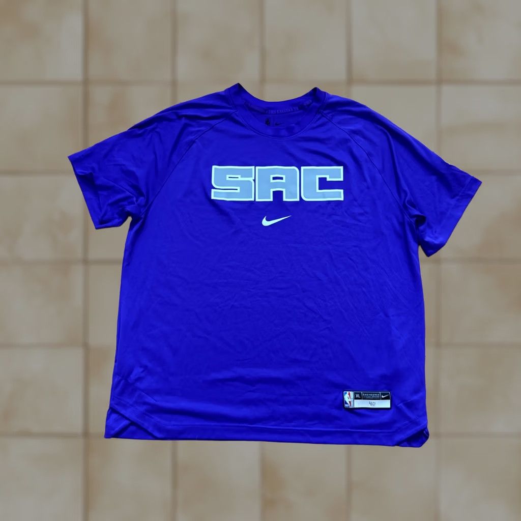 Nike Nike Sacramento Kings T Shirt Dri-Fit XL Men Purple Vintage? Size US XL / EU 56 / 4 - 1 Thumbnail