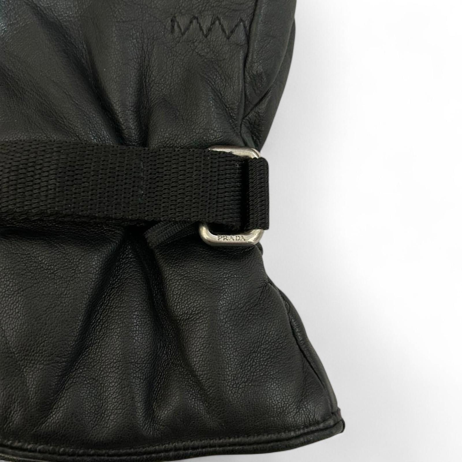 Prada Prada - Black Leather Ice Hockey Protective Gloves Size ONE SIZE - 3 Thumbnail