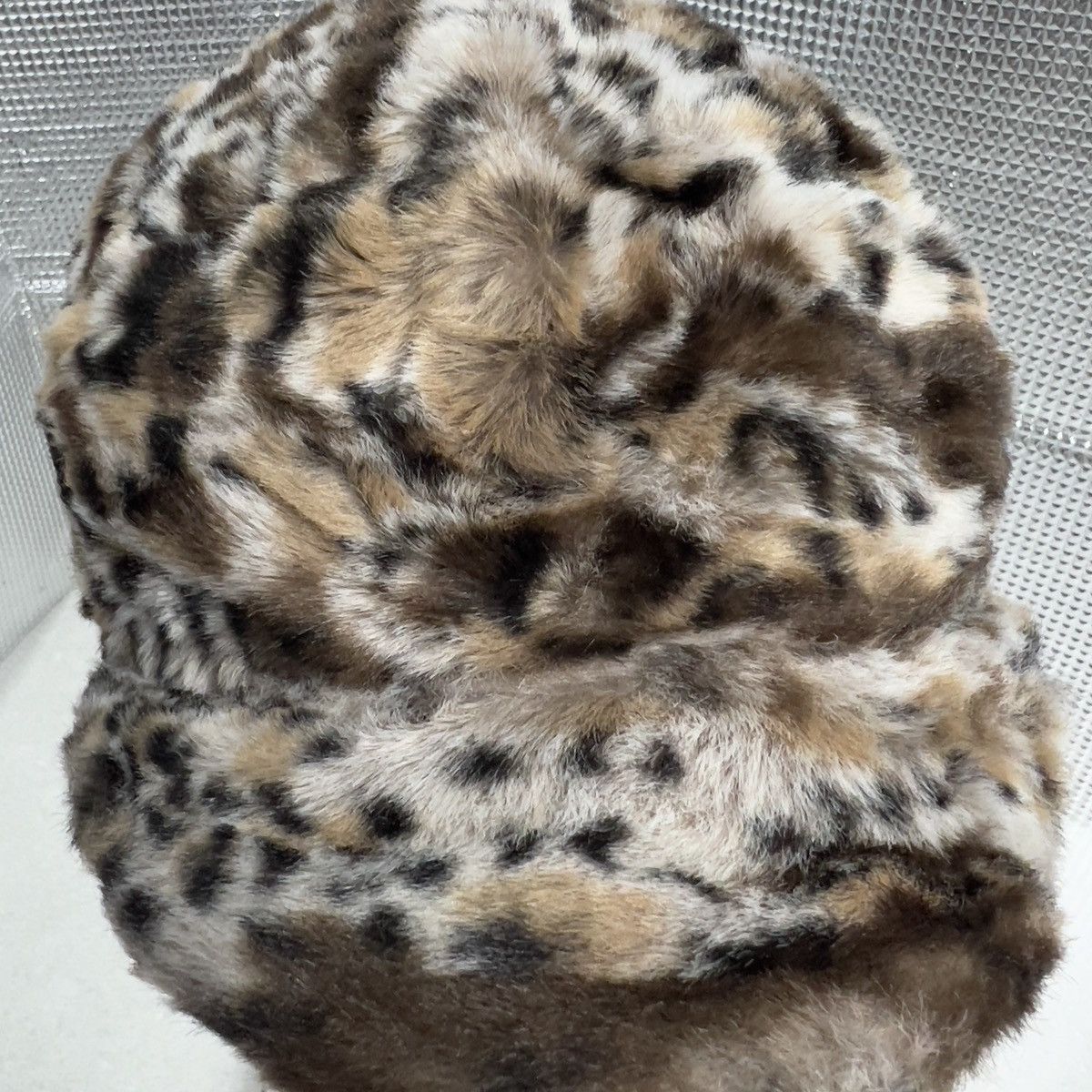 Other Leopard Design By Grevi Made in Italuly Size ONE SIZE - 6 Thumbnail