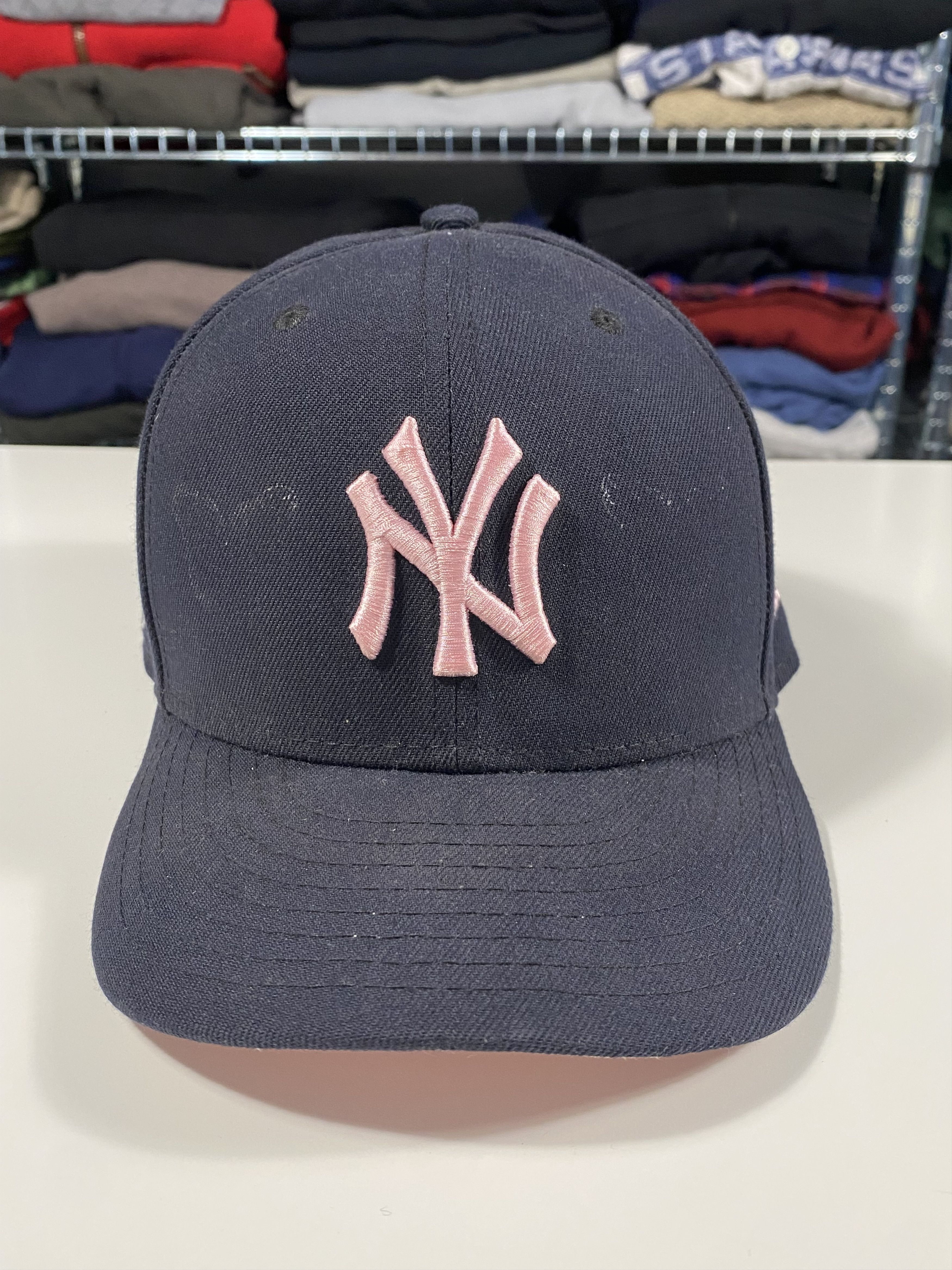 MLB New Era New York Yankees Side Patch Fitted Size 7 3/8 Size ONE SIZE - 2 Thumbnail