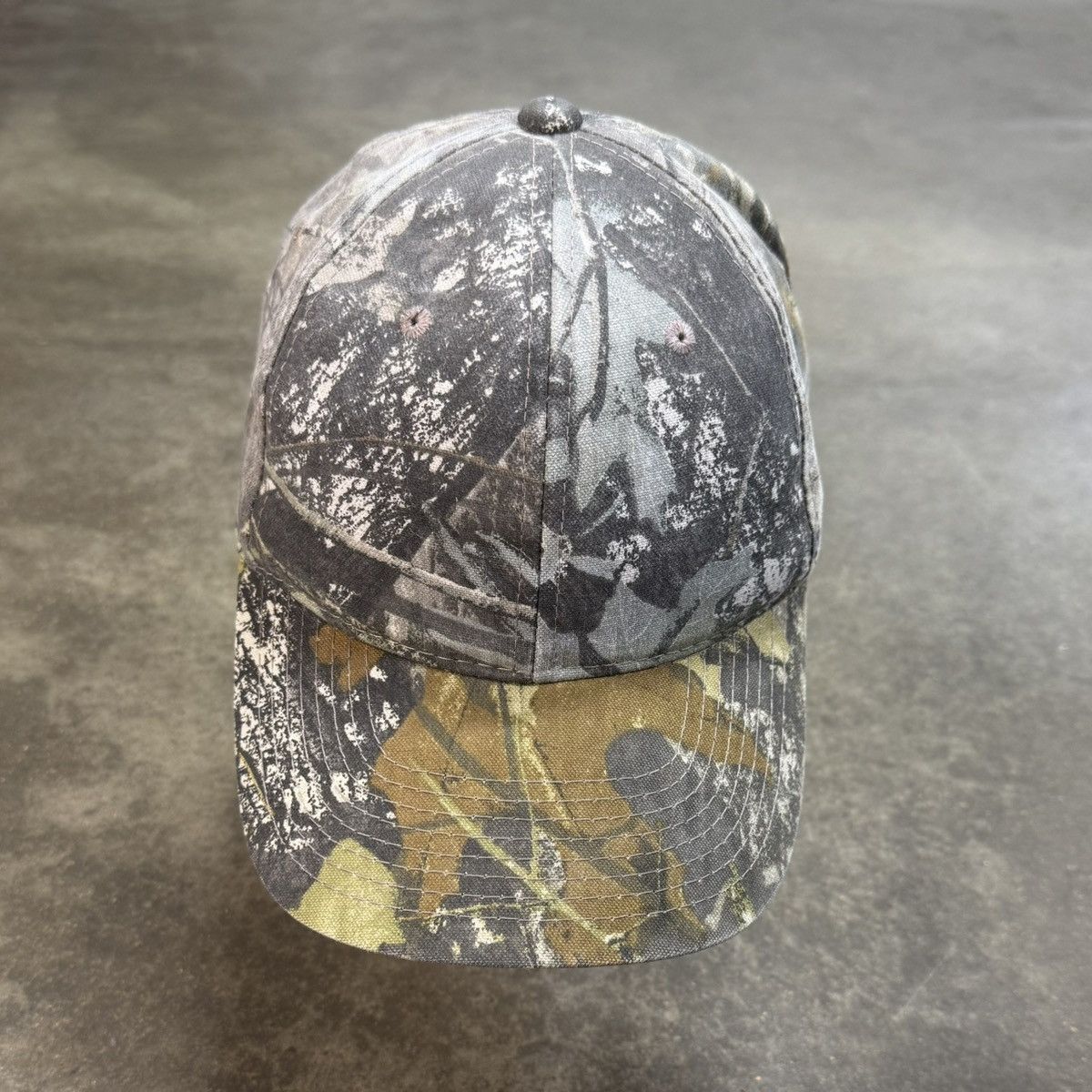 Signatures Vintage Signatures Mossy Oak Grunge Camo Hat Cap Size ONE SIZE - 1 Thumbnail