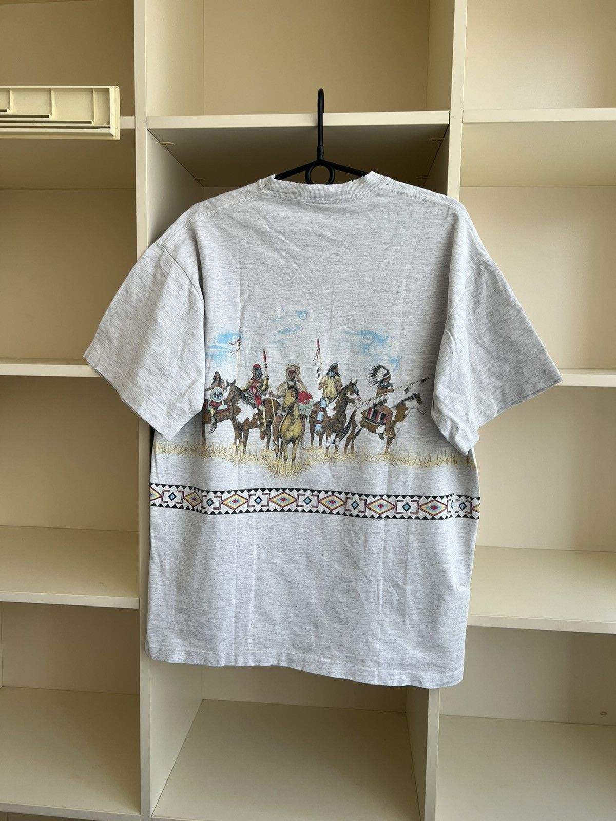 Vintage Vintage 90s St. Louis Native American T-Shirt Museum Size XL Size US XL / EU 56 / 4 - 2 Thumbnail
