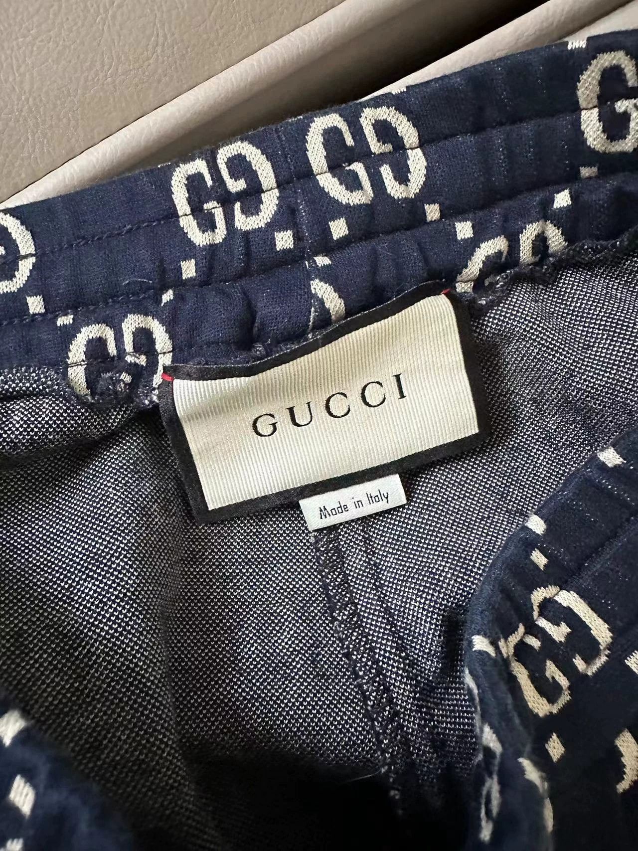 Gucci Gucci Authentic Sweatpants Size US 27 - 2 Thumbnail