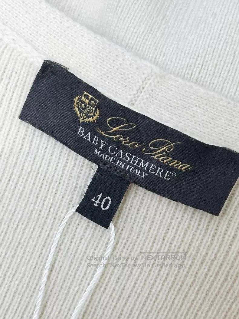 Loro Piana Loro Piana Beige V-Neck Long Sleeve Knit Top Size XS / US 0-2 / IT 36-38 - 3 Thumbnail