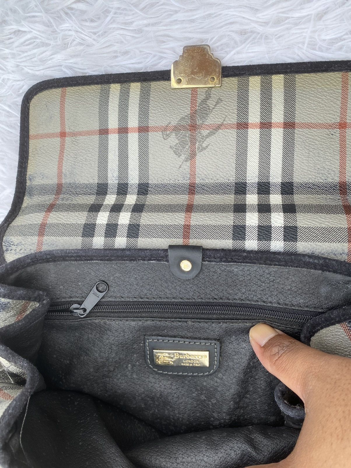 Burberry Rare Vintage 90s Burberry Nova Check Hand Bag Size ONE SIZE - 25 Thumbnail