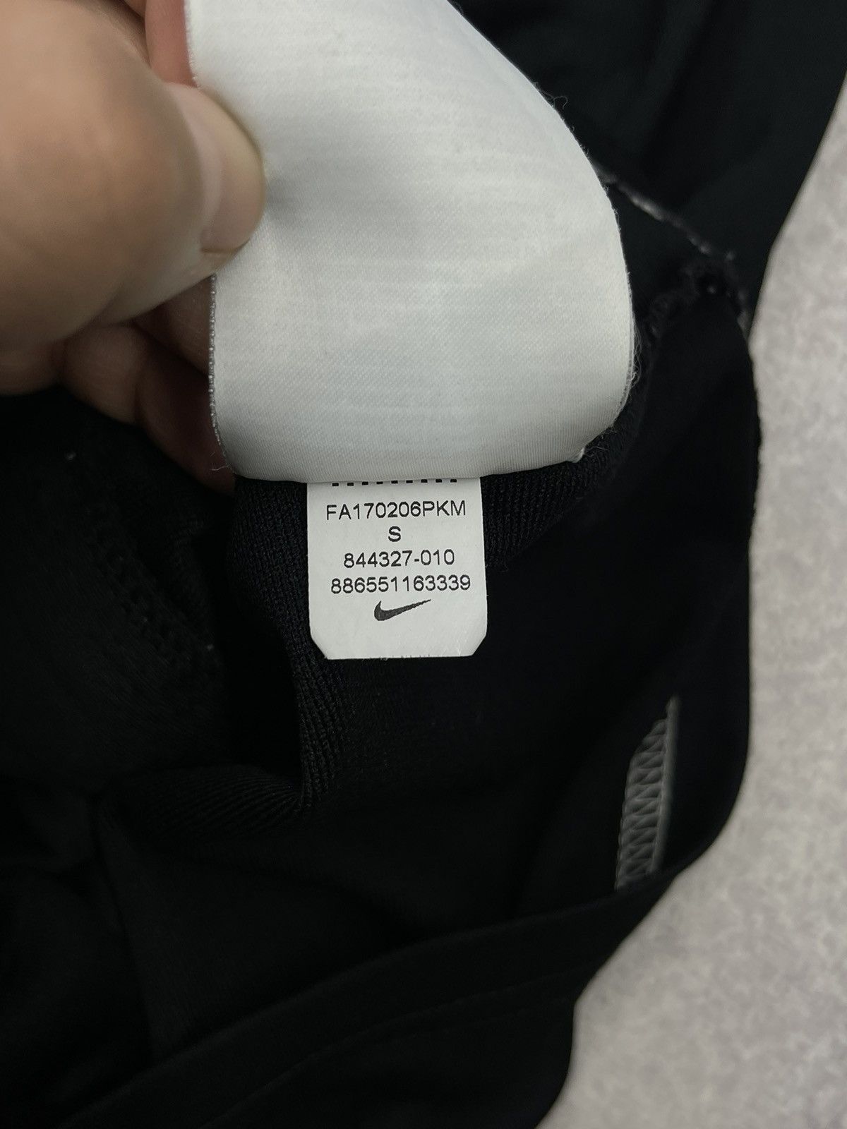 Nike Mens Nike Dri Fit Track Jacket Black White Small Logo Y2K TN Size US S / EU 44-46 / 1 - 8 Thumbnail