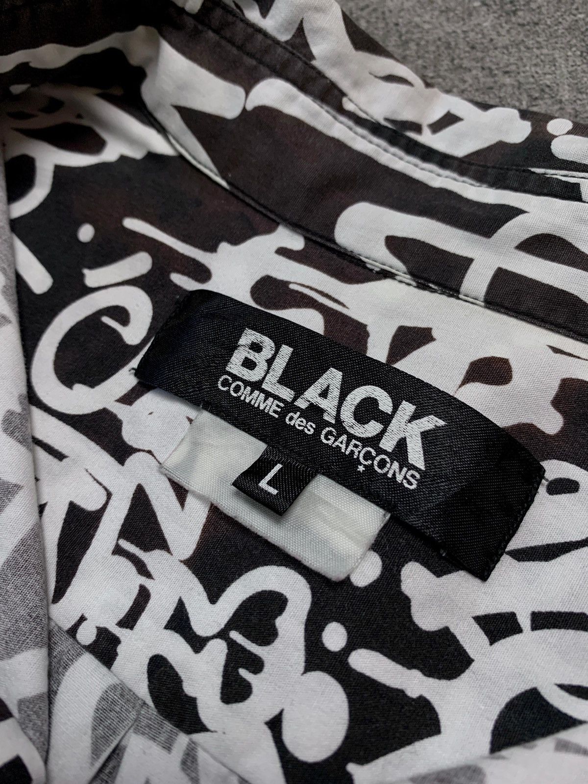 Comme des Garcons Black FREE TAX! Graffiti Printed Shirt - Medium Size US M / EU 48-50 / 2 - 5 Thumbnail