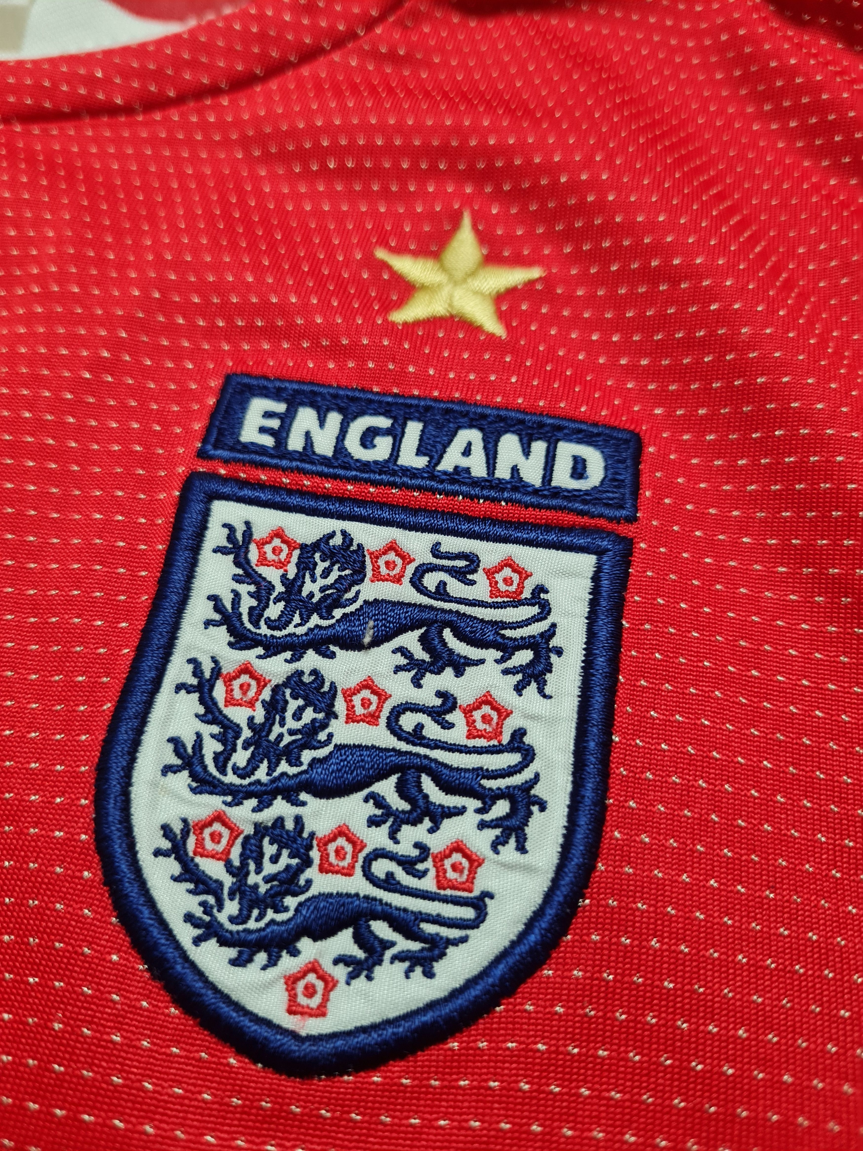 Umbro 2004/2006 England 7 Beckham Red Away Soccer Shirt Kit Umbro Size US S / EU 44-46 / 1 - 14 Thumbnail