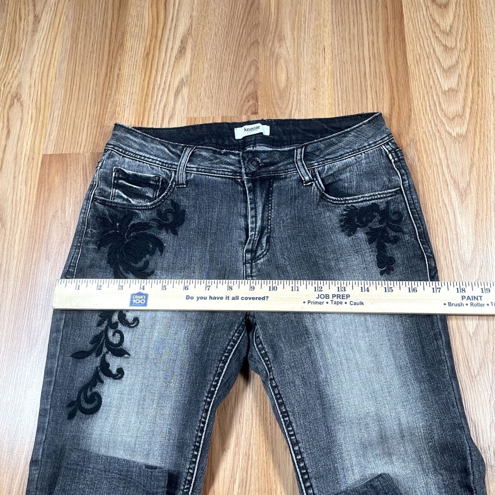 Vintage Kensie Jeans Women’s Skinny Black Denim Floral Embroidered Stretch Mid Rise Size 26" / US 2 / IT 38 - 5 Thumbnail