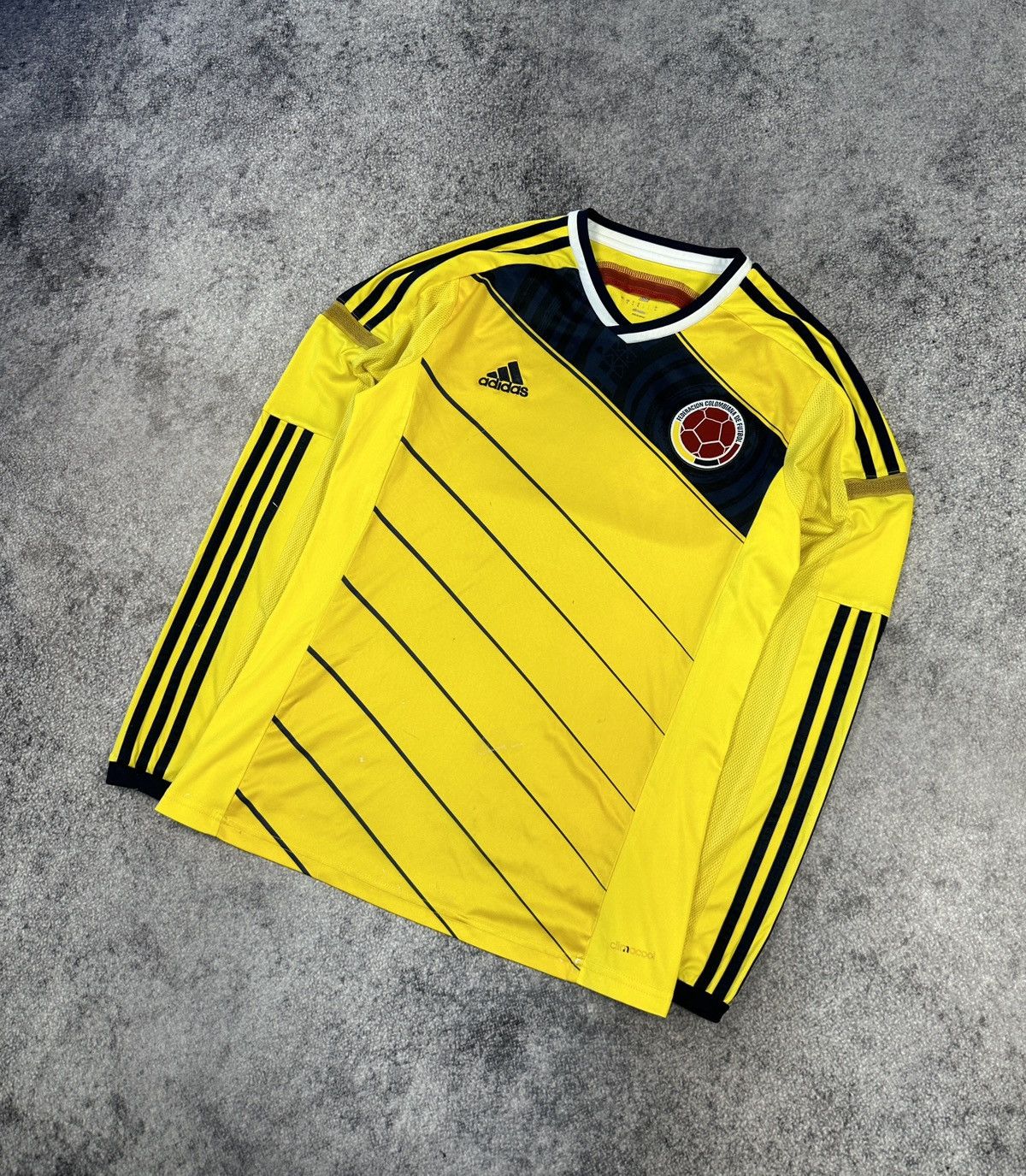 Adidas Adidas Columbia Soccer Jersey Streetwear Rare Style S USA Size US S / EU 44-46 / 1 - 1 Thumbnail