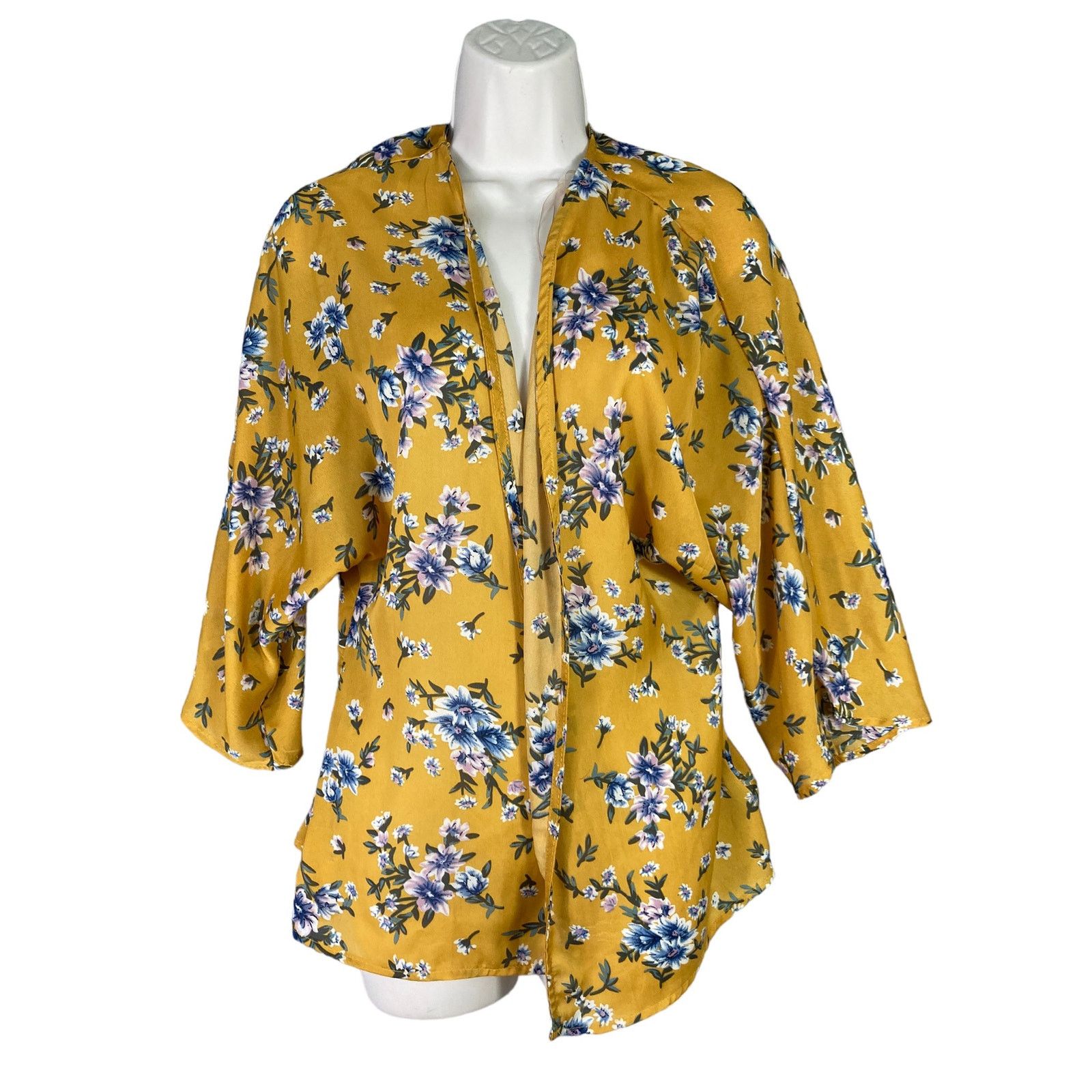 Other Yellow Floral Cardigan Women's M Available by Angela Fashion Size M / US 6-8 / IT 42-44 - 1 Thumbnail