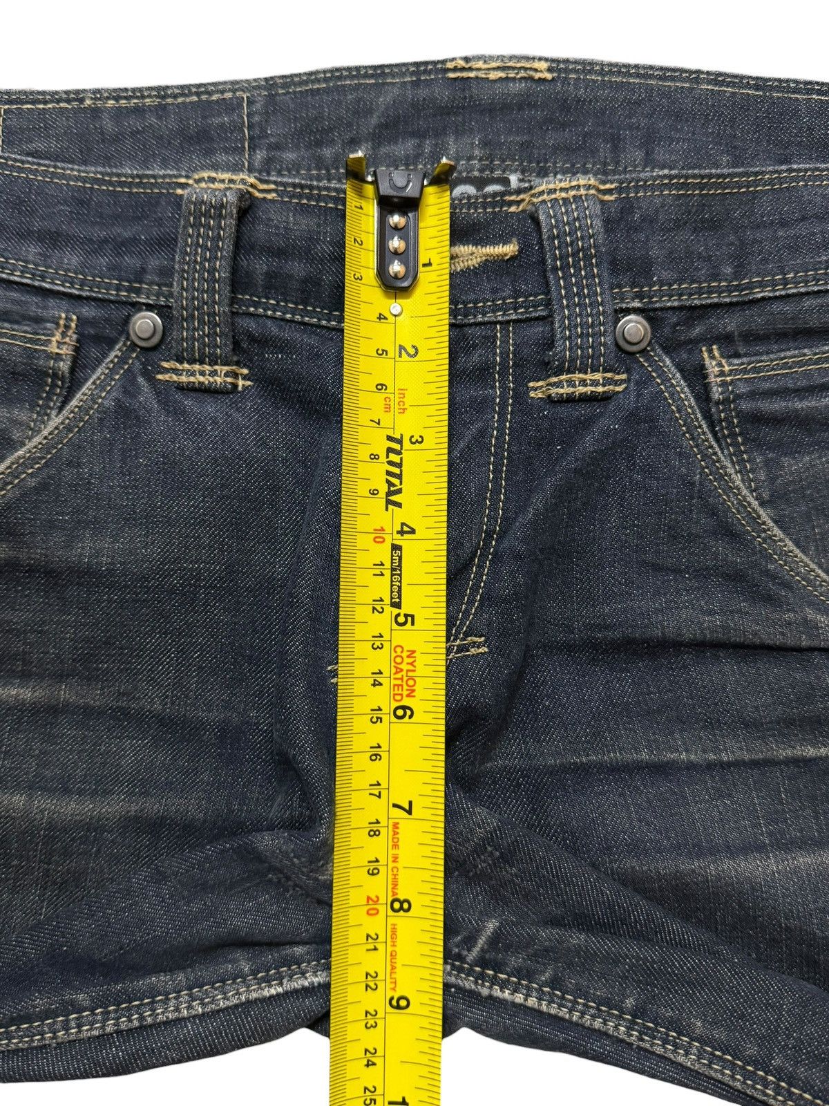Levi's Vintage 90s Levis Engineered Faded Wash Twisted Leg Size US 31 - 11 Thumbnail